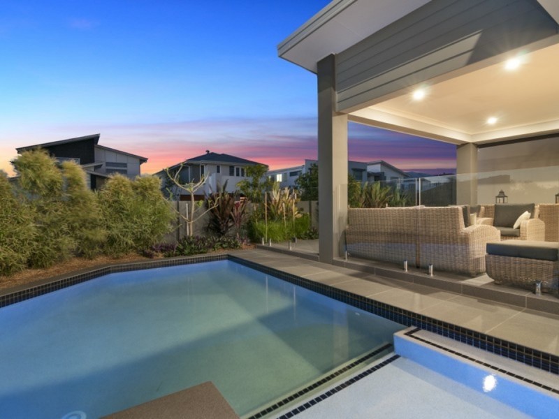 66 North View Street, Hope Island QLD 4212