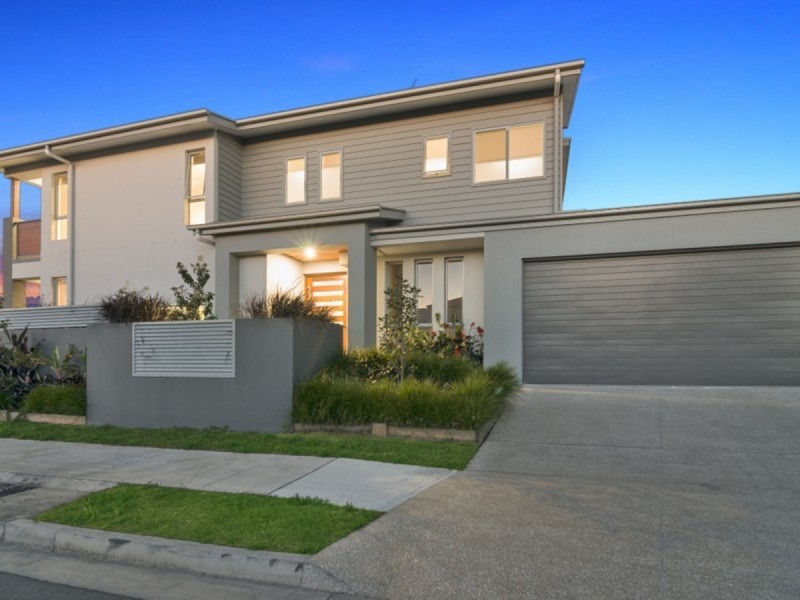 66 North View Street, Hope Island QLD 4212