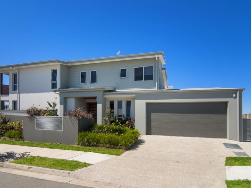 66 North View Street, Hope Island QLD 4212