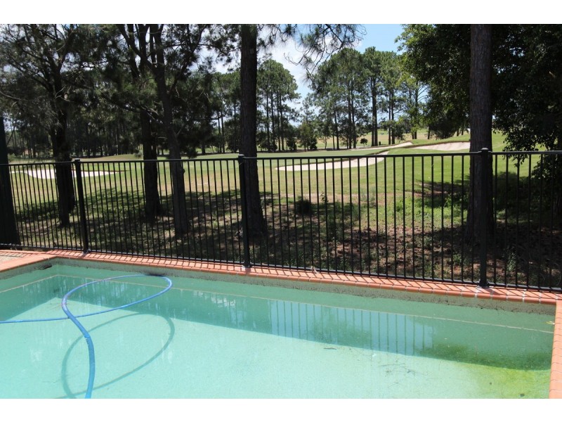 29 Ballybunyon Crescent, Hope Island QLD 4212