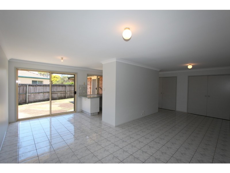 1/17 Jenaya Place, Labrador QLD 4215