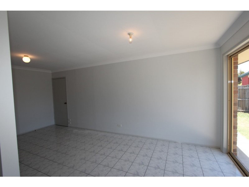 1/17 Jenaya Place, Labrador QLD 4215