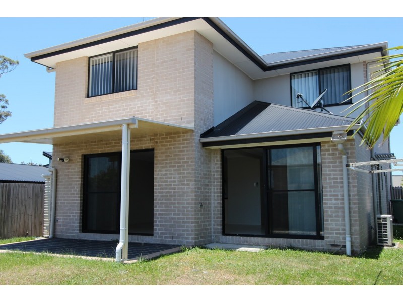 17 Orlando Street, Coomera QLD 4209