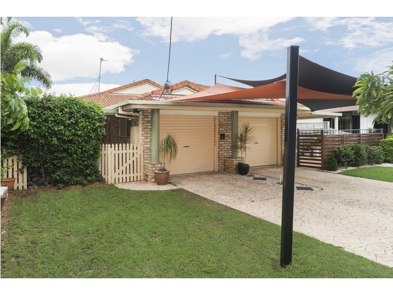 1/12 Rouen Avenue, Paradise Point QLD 4216