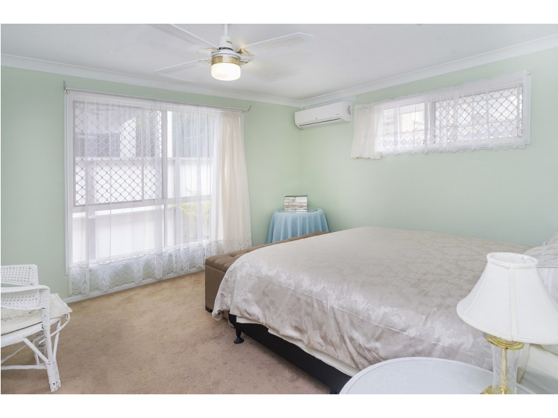 1/12 Rouen Avenue, Paradise Point QLD 4216