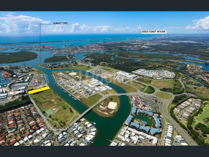 37 Sickle Avenue, Hope Island QLD 4212