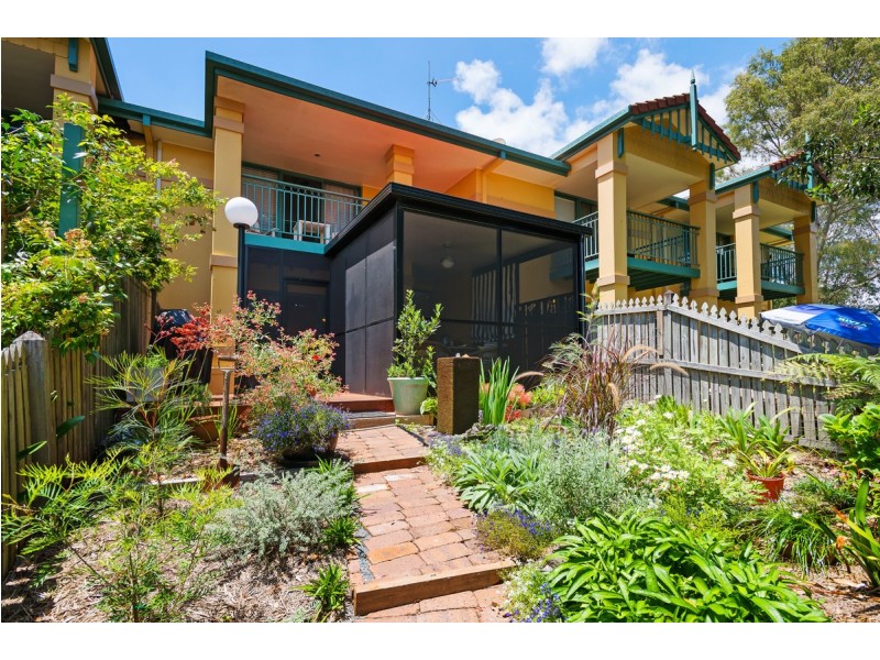 279/125 Hansford Road, Coombabah QLD 4216