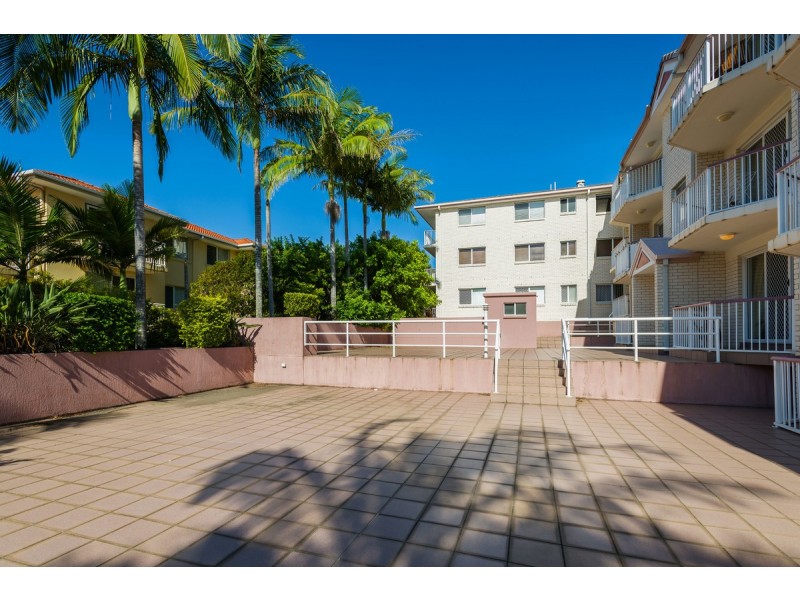 6/5 Lloyd Street, Southport QLD 4215