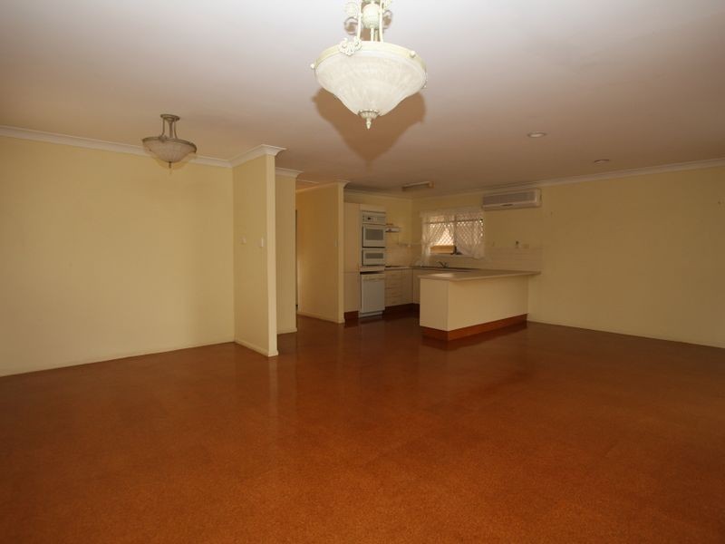 4 Mulkarra, Biggera Waters QLD 4216