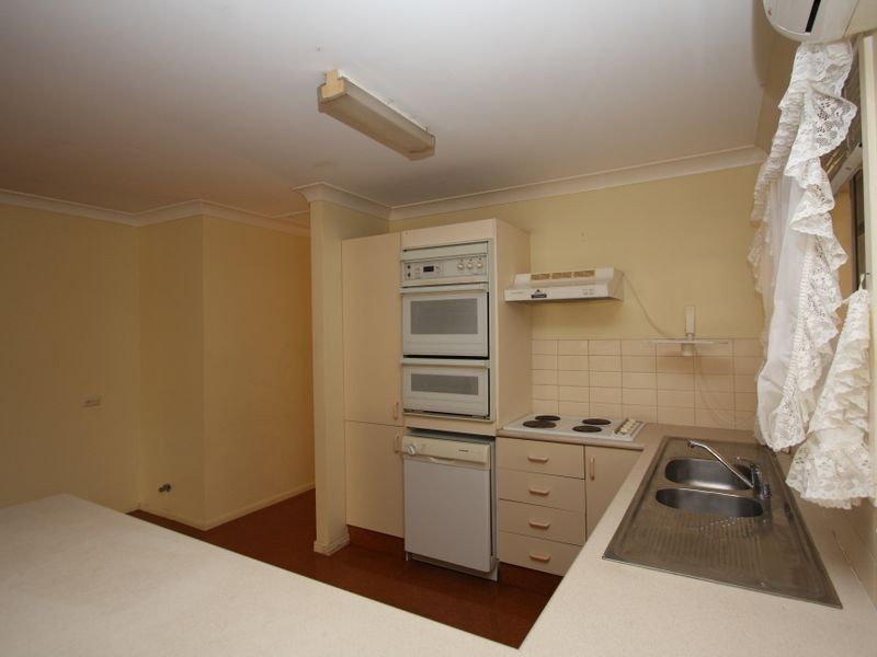 4 Mulkarra, Biggera Waters QLD 4216