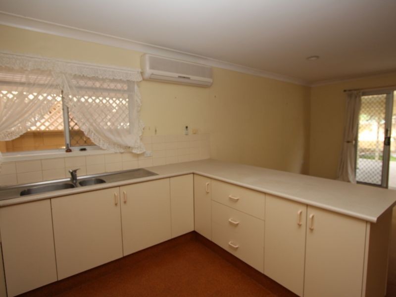 4 Mulkarra, Biggera Waters QLD 4216