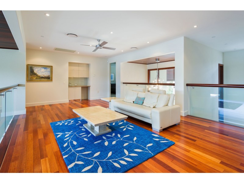 8088 Riverside Drive, Sanctuary Cove QLD 4212