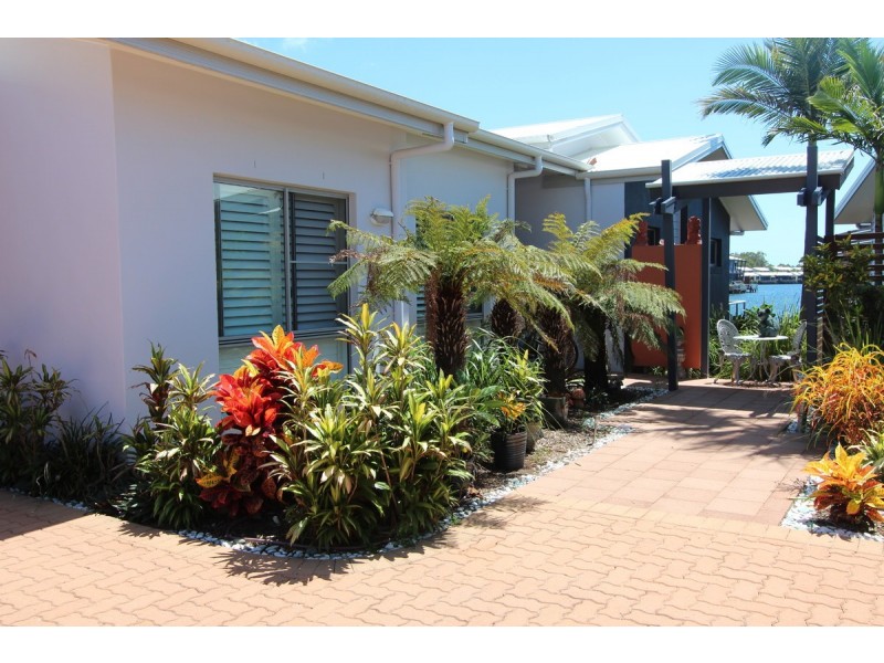 40/181 Lae Drive, Coombabah QLD 4216