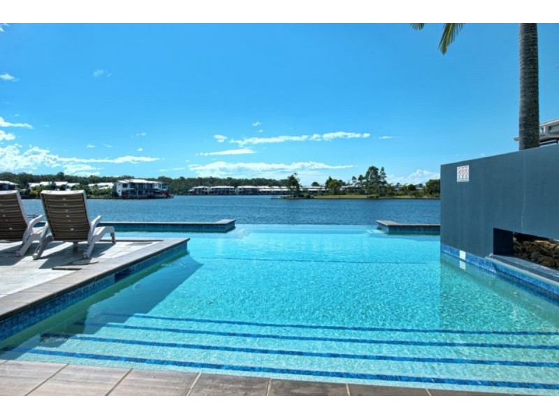 40/181 Lae Drive, Coombabah QLD 4216