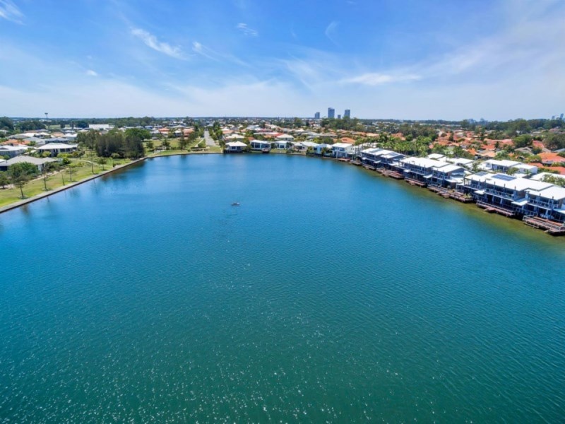 40/181 Lae Drive, Coombabah QLD 4216