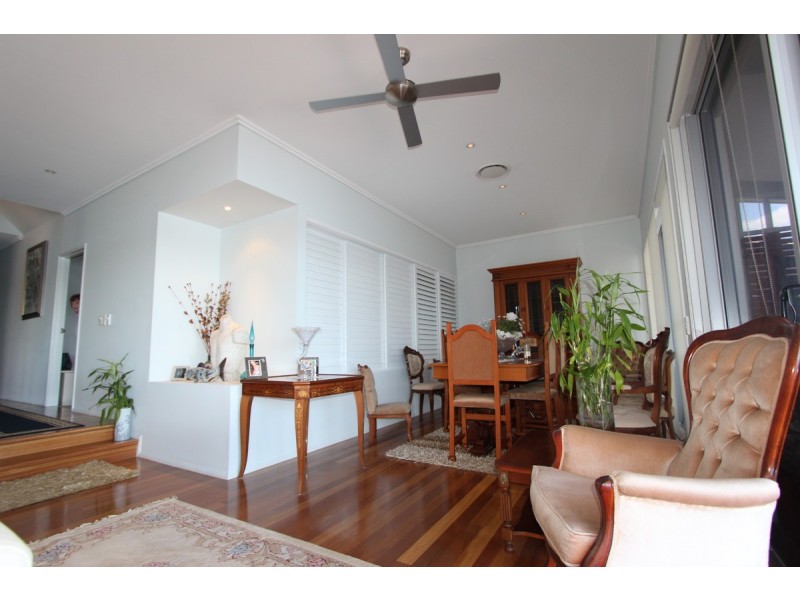 40/181 Lae Drive, Coombabah QLD 4216