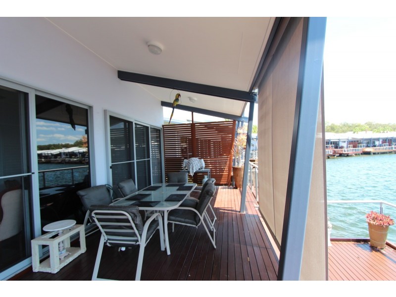 40/181 Lae Drive, Coombabah QLD 4216