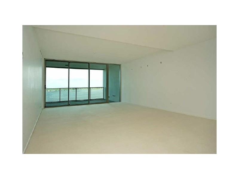 Paradise Point QLD 4216