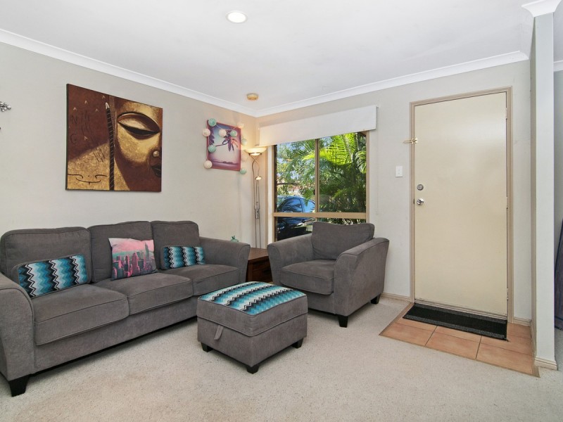 10 Matisse Court, Coombabah QLD 4216