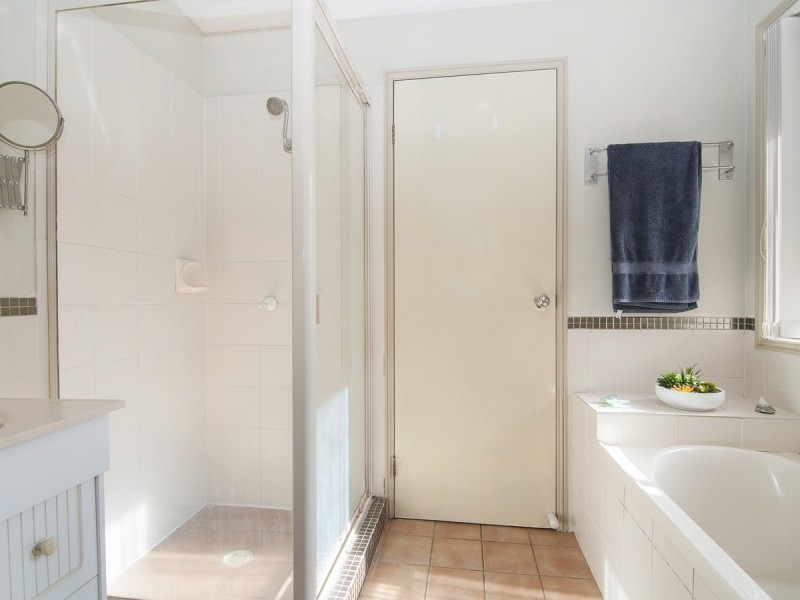 10 Matisse Court, Coombabah QLD 4216