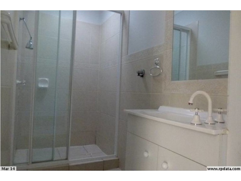 36 Iando Street, Coombabah QLD 4216