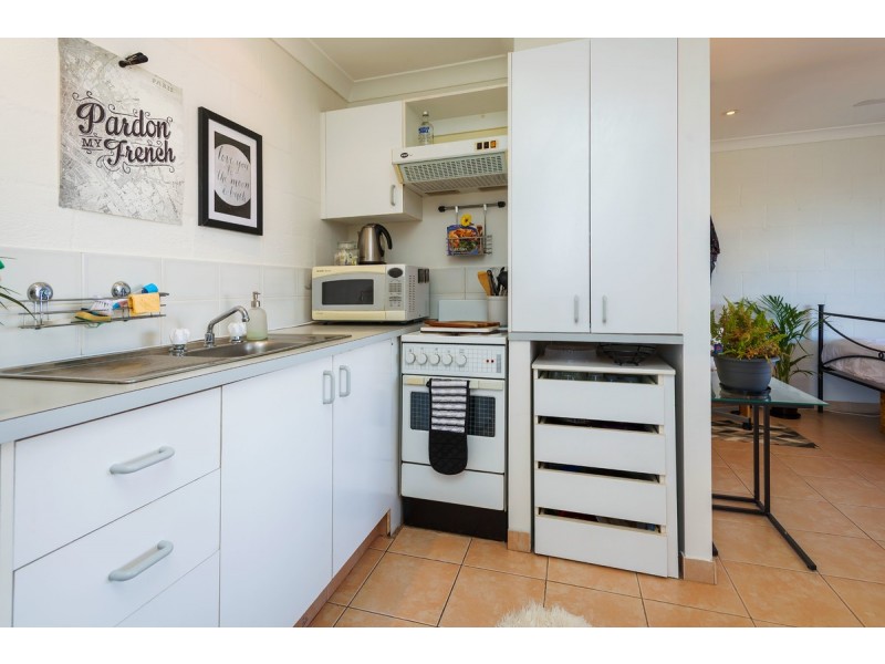 14/16-18 Abalone Avenue, Paradise Point QLD 4216