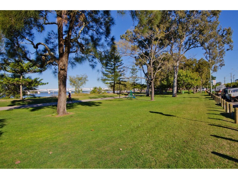 14/16-18 Abalone Avenue, Paradise Point QLD 4216