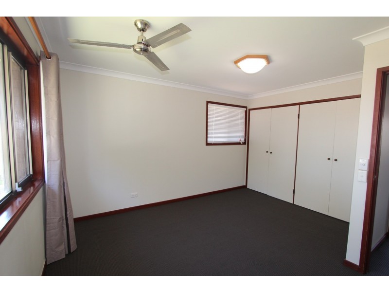 58 Abalone Avenue, Paradise Point QLD 4216