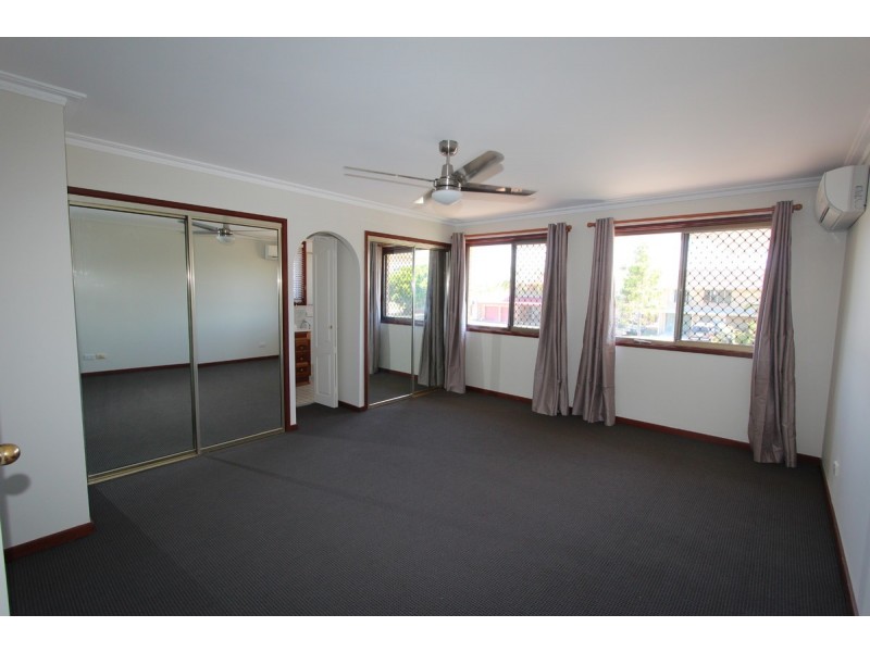 58 Abalone Avenue, Paradise Point QLD 4216