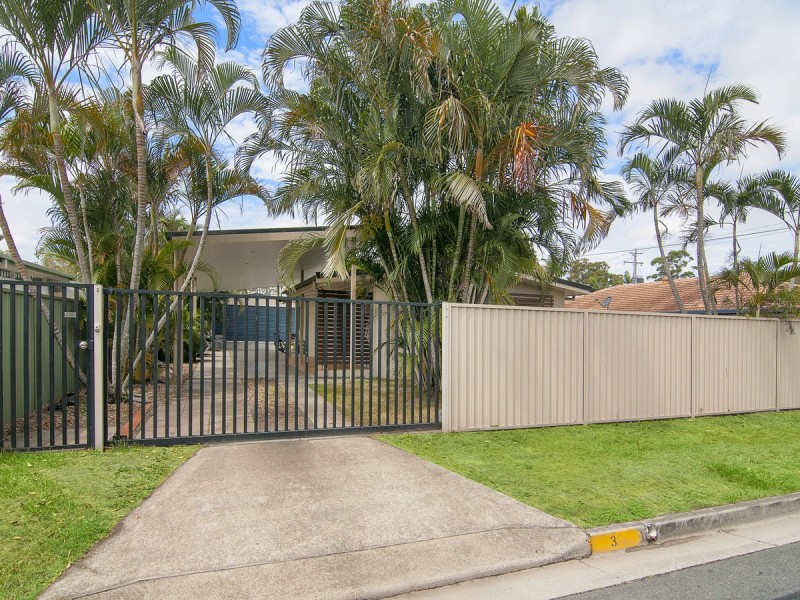 3 Iando Street, Coombabah QLD 4216