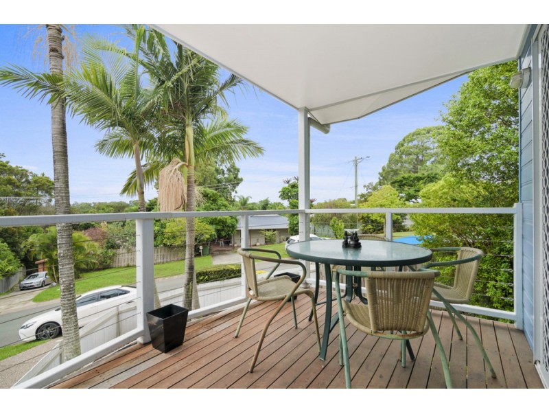 6 Akoonah Street, Hope Island QLD 4212