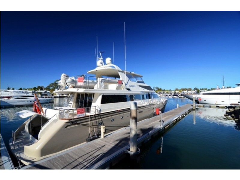 6 Akoonah Street, Hope Island QLD 4212