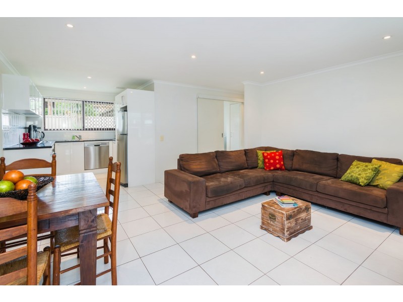 1/35 Donald Avenue, Paradise Point QLD 4216