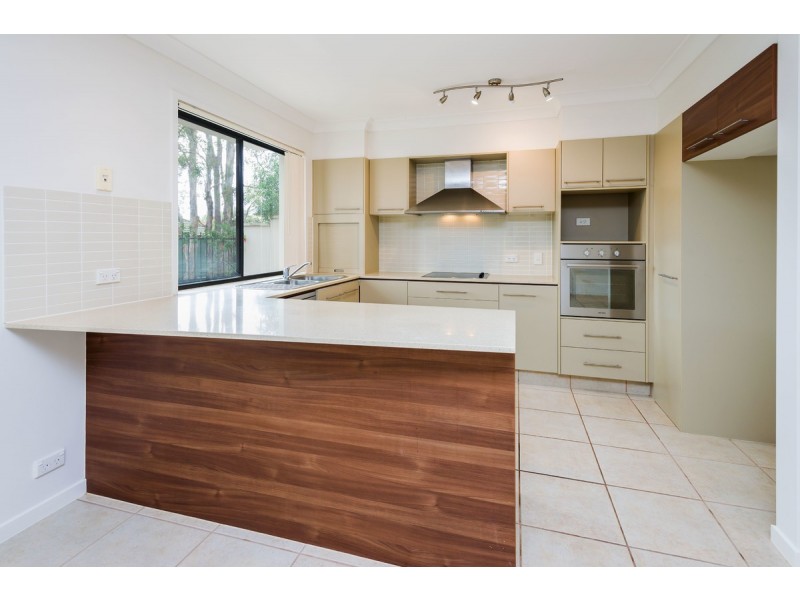 5/368 Pine Ridge Road, Coombabah QLD 4216