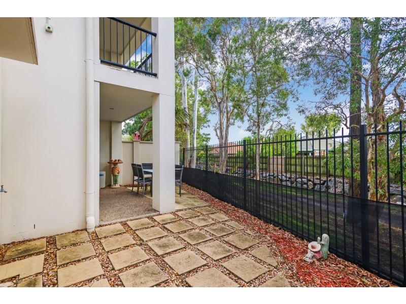 5/368 Pine Ridge Road, Coombabah QLD 4216