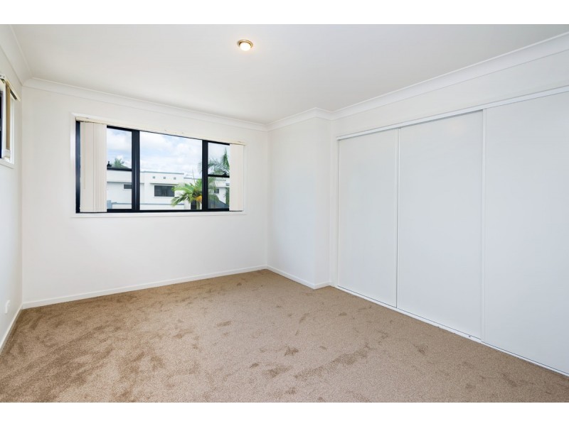 5/368 Pine Ridge Road, Coombabah QLD 4216