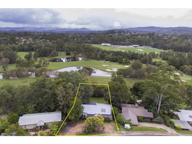 77 Plateau Crescent, Carrara QLD 4211