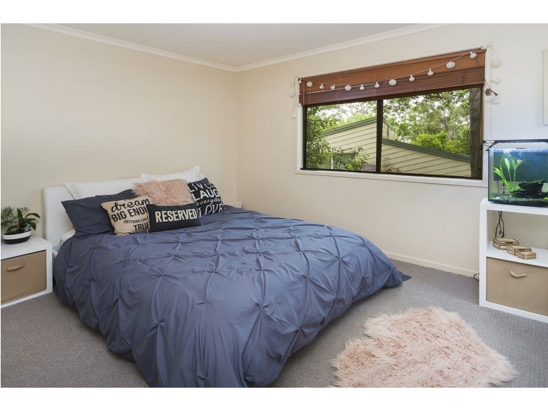 77 Plateau Crescent, Carrara QLD 4211
