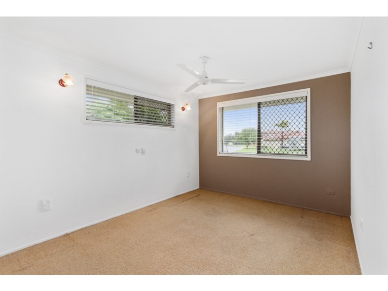 1 Bass Place, Paradise Point QLD 4216