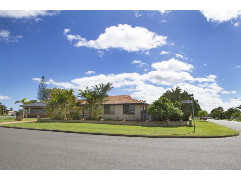 1 Bass Place, Paradise Point QLD 4216