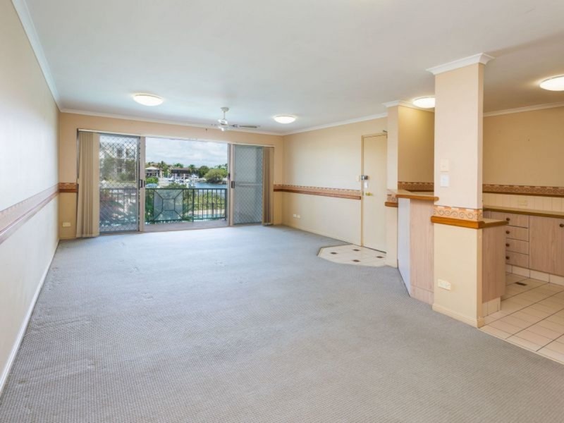 6/14-18 Jennifer Avenue, Runaway Bay QLD 4216