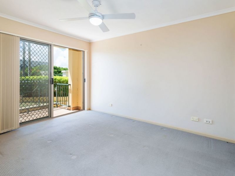 6/14-18 Jennifer Avenue, Runaway Bay QLD 4216