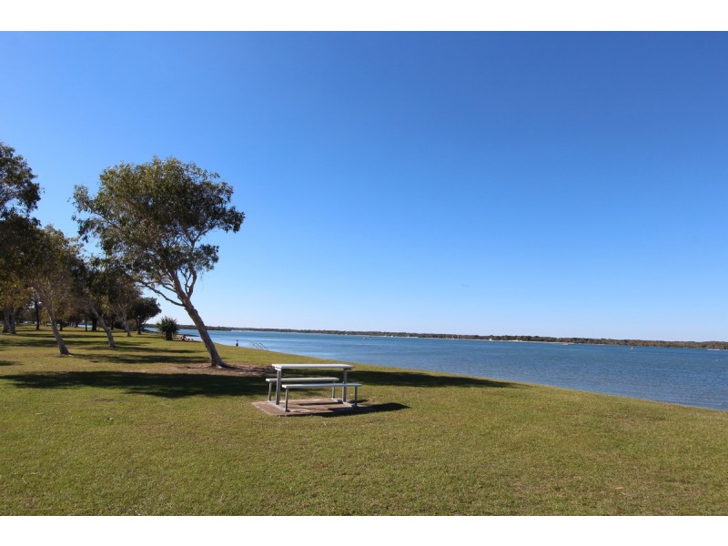 6/14-18 Jennifer Avenue, Runaway Bay QLD 4216