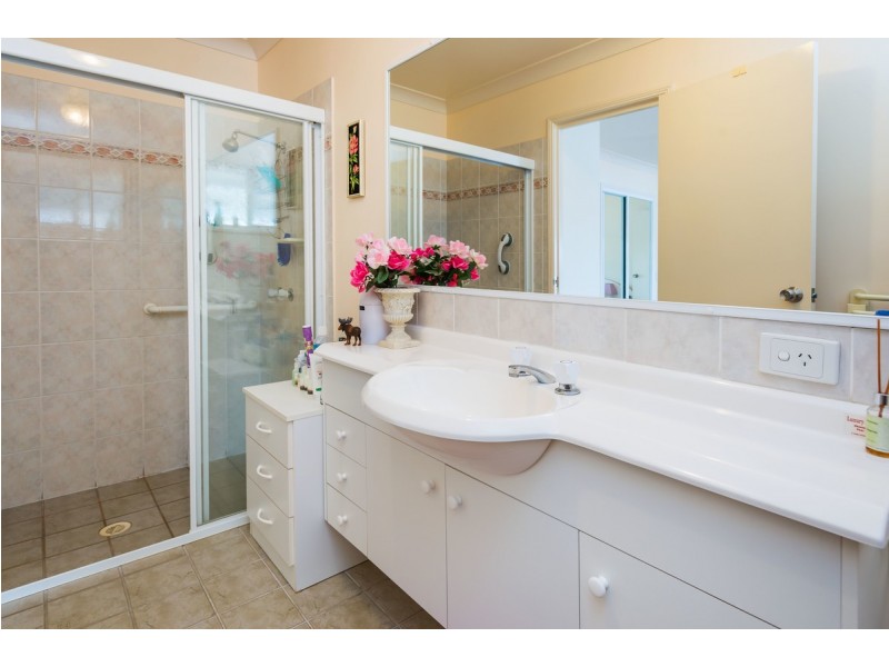 50 Burrendong Road, Coombabah QLD 4216