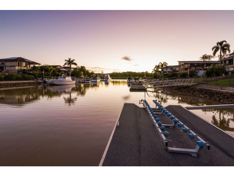 10 North Bank Court, Helensvale QLD 4212