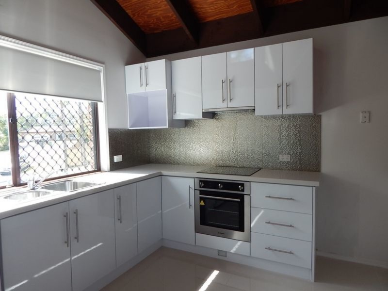 6 Sarina Place, Helensvale QLD 4212