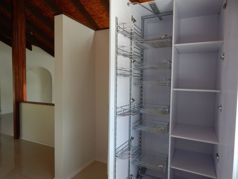 6 Sarina Place, Helensvale QLD 4212