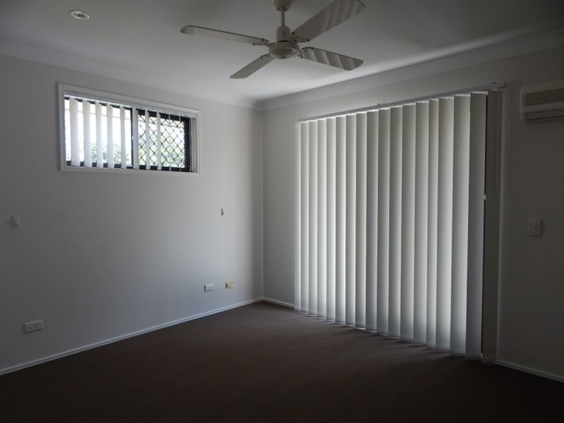 6 Sarina Place, Helensvale QLD 4212