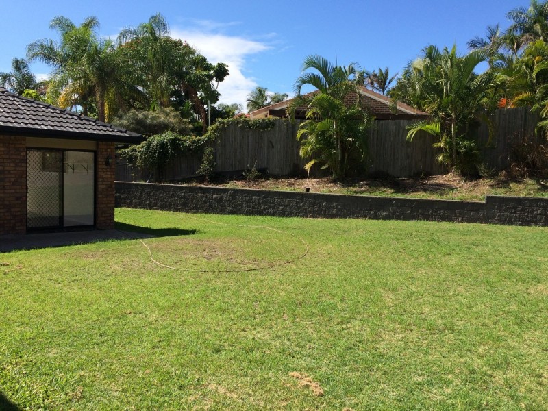 6 Sarina Place, Helensvale QLD 4212