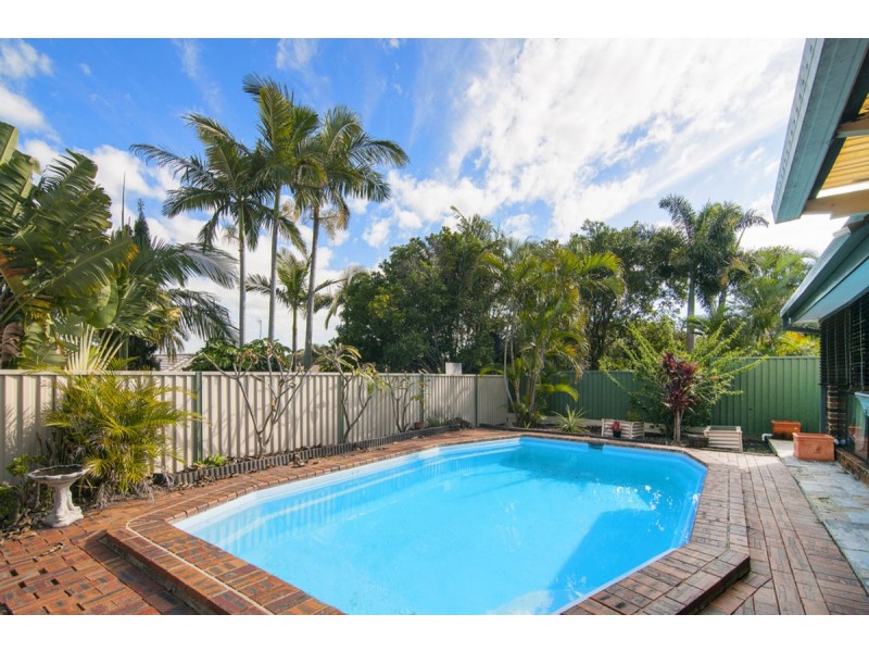 226 Oxley Drive, Coombabah QLD 4216